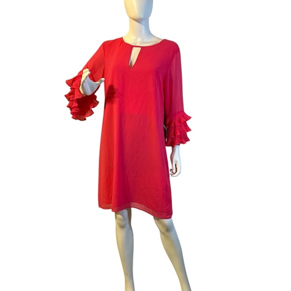 Vince Camuto Women's Chiffon Float Shift Dress with Pleated Sleeves - Picture 5 of 10